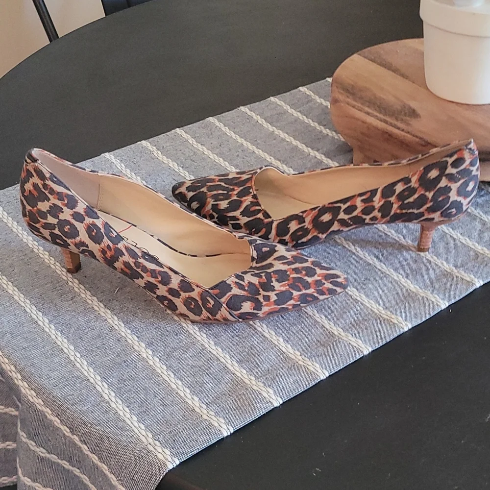 Sole Society leopard print kitten heels - Picture 1 of 3